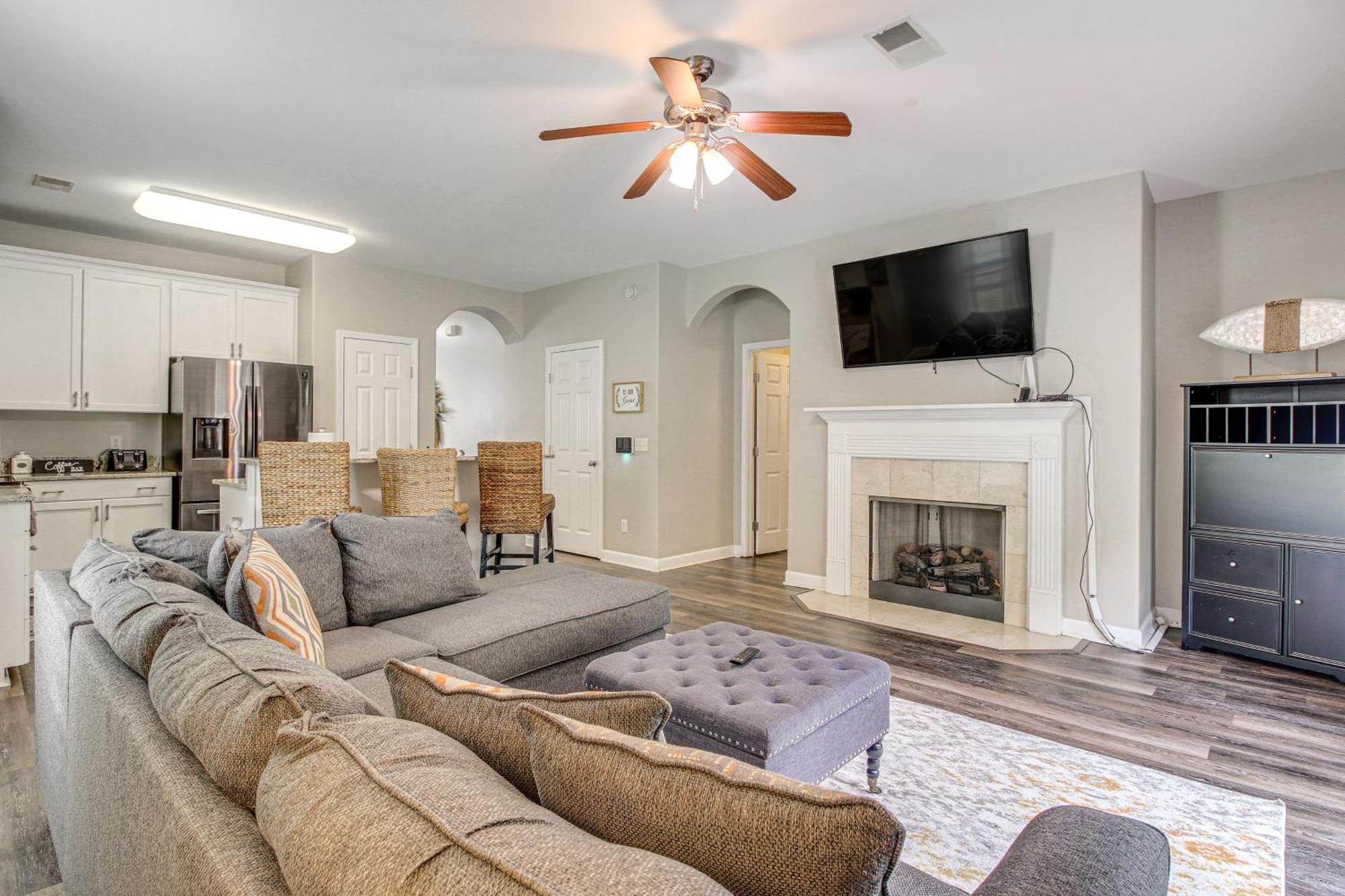 Spacious Pooler Home With Family-Friendly Perks Savannah Exterior photo